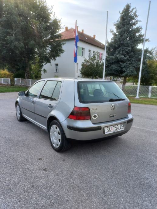 VW Golf 4 1,9 SDI PRVI VLASNIK AUTO ODLICAN, fotografija 11