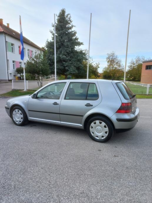 VW Golf 4 1,9 SDI PRVI VLASNIK AUTO ODLICAN, fotografija 14