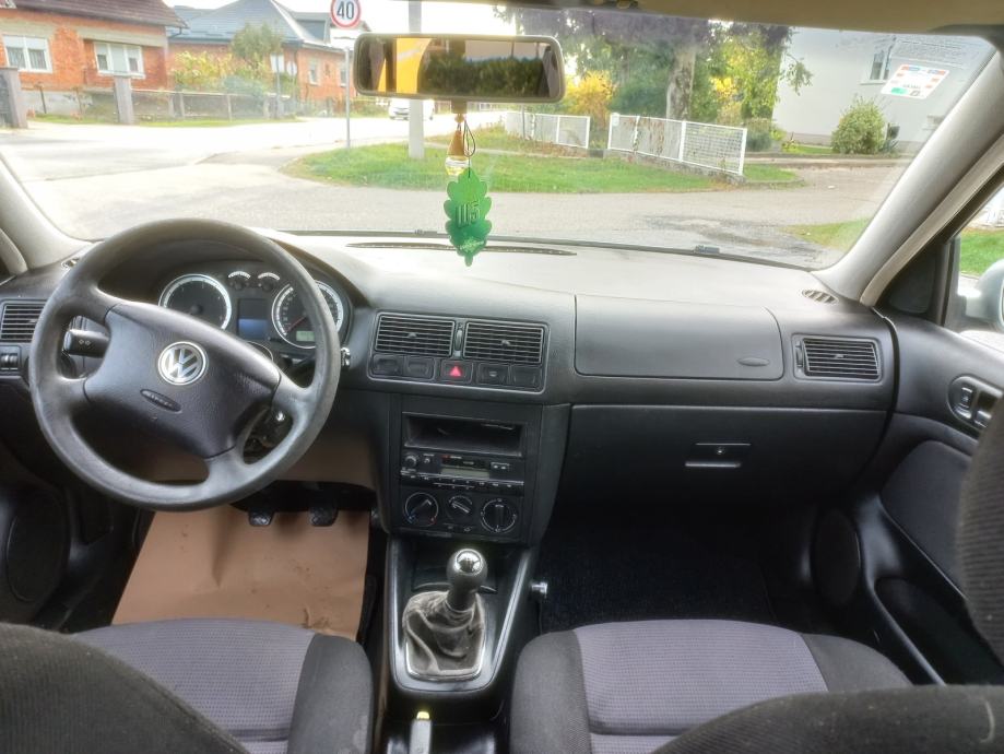 VW Golf 4 1,9 SDI PRVI VLASNIK AUTO ODLICAN, fotografija 18
