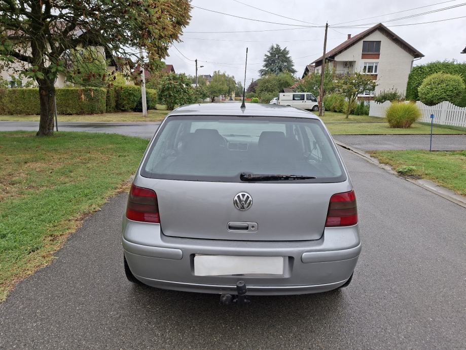 VW Golf 4 1,9 TDI 74kw HR vozilo! Edition oprema 270tkm TOP STANJE, fotografija 4