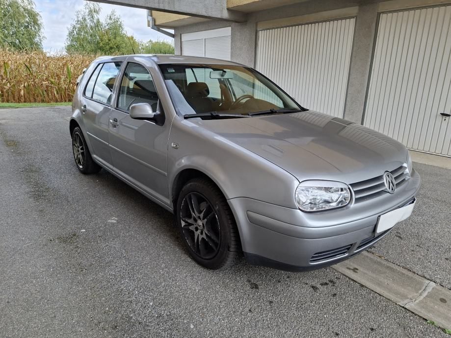 VW Golf 4 1,9 TDI 77 KV kuka. Reg 7 mj 2027 godina 2003, fotografija 13