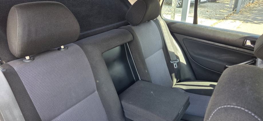 VW Golf 4 1,9 TDI//HR-AUTO//reg god dana//kupac oslobođen prijenosa vl, fotografija 15