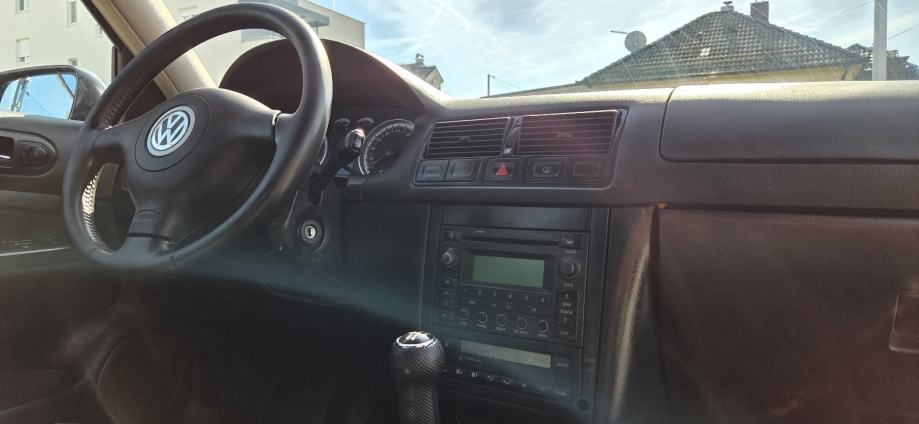 VW Golf 4 1,9 TDI//HR-AUTO//reg god dana//kupac oslobođen prijenosa vl, fotografija 18
