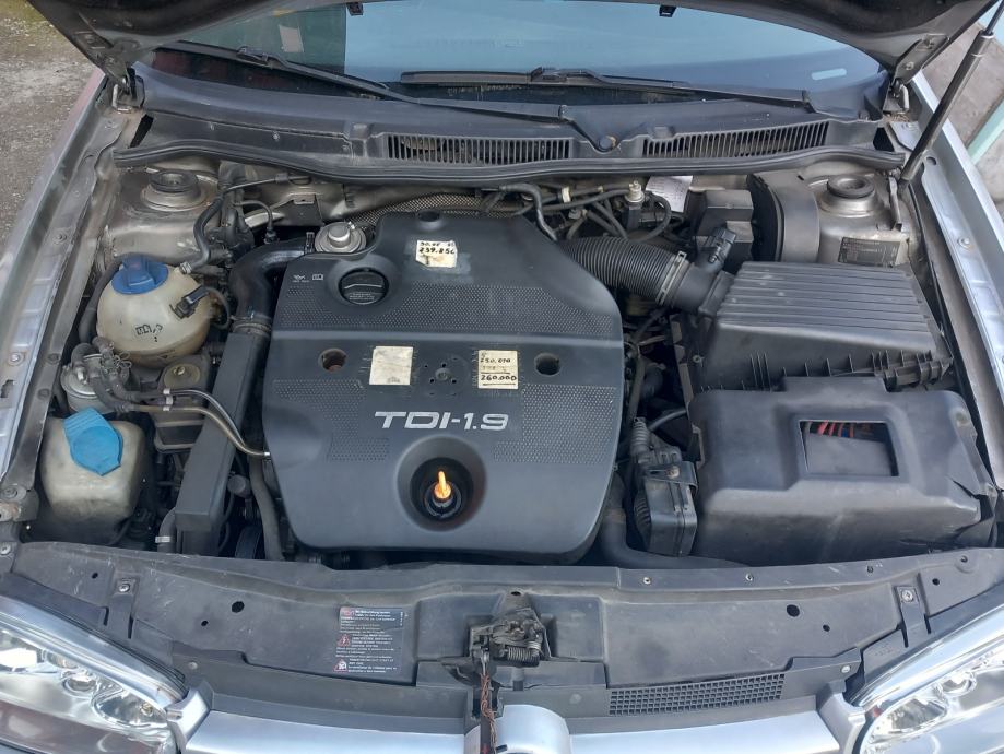 VW Golf 4 Variant 1,9 TDI, fotografija 12