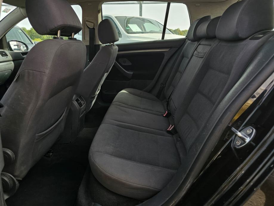 VW GOLF 5 - 1.9 TDI - 2004 GOD -, fotografija 17