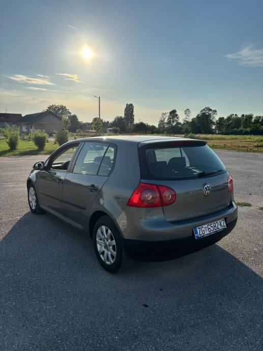 VW Golf 5 1,9 TDI, pogled izvana - slika 3