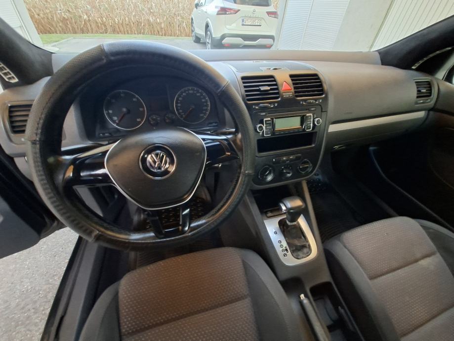 VW Golf 5 1,9 TDI 77 kv. Autmatik 2005 godina sacuvan, fotografija 3