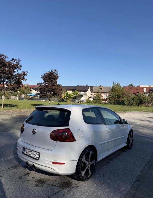 VW Golf 5 GTI 2,0 TFSI automatik, fotografija 3