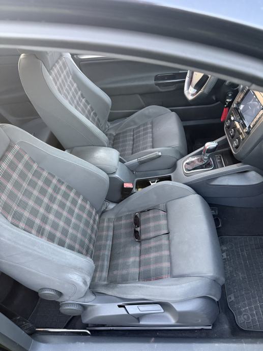 VW Golf 5 GTI 2,0 TFSI, fotografija 8