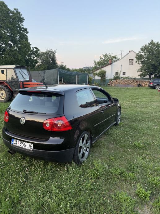 VW Golf 5 GTI 2,0 TFSI, fotografija 6