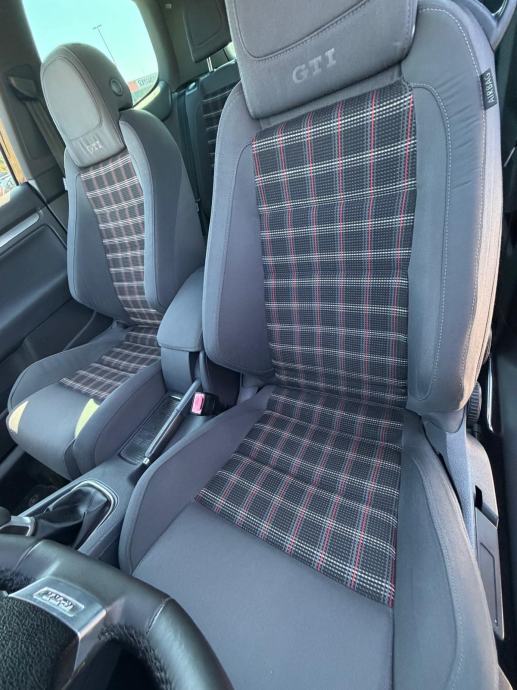 VW Golf 5 GTI 2,0 TFSI, fotografija 19