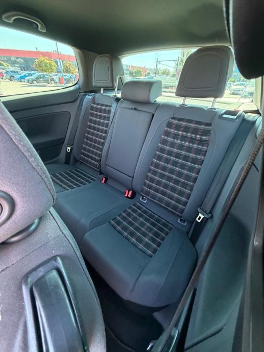 VW Golf 5 GTI 2,0 TFSI, fotografija 18