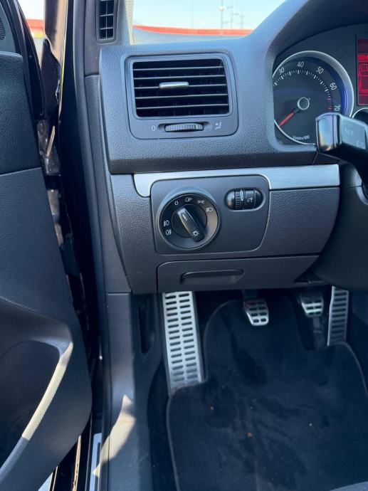 VW Golf 5 GTI 2,0 TFSI, fotografija 15