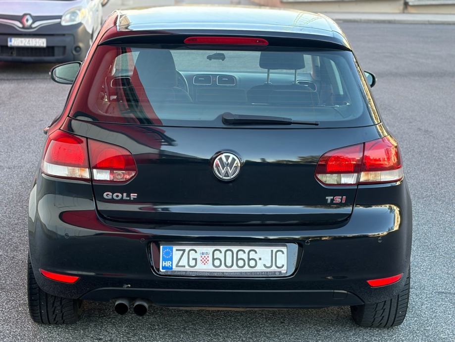 ••VW GOLF 6 1,4 TSI TURBO 160 KS HIGHLINE NAPRAVLJEN VELIKI SERVIS!!!, fotografija 13