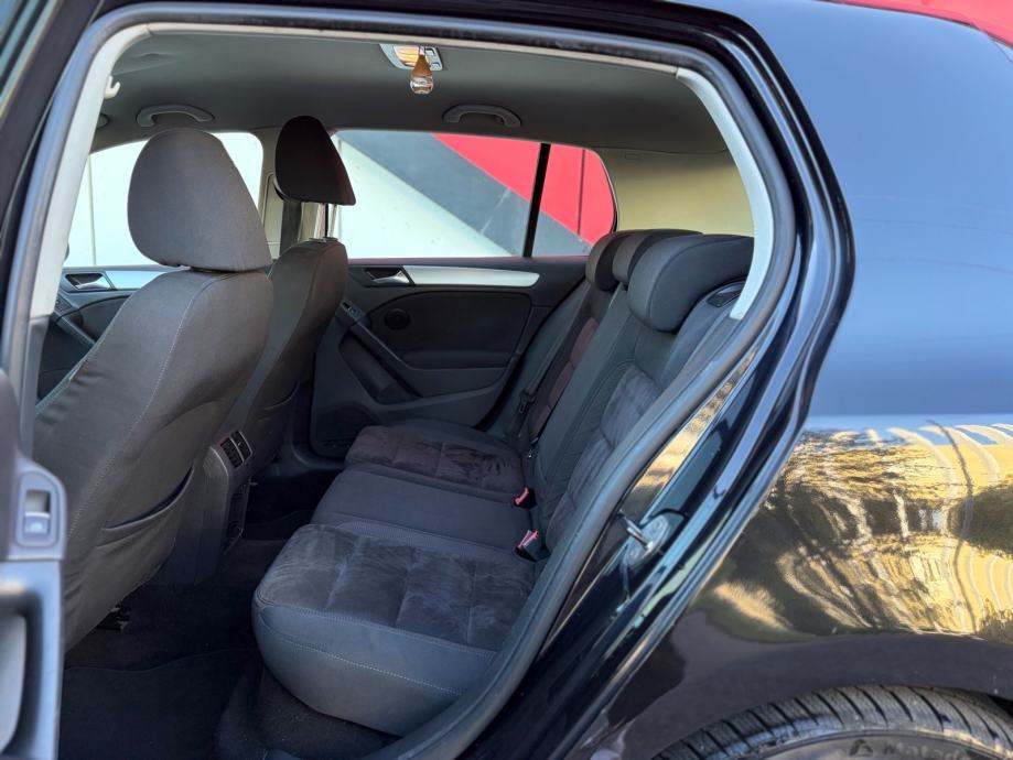 ••VW GOLF 6 1,4 TSI TURBO 160 KS HIGHLINE NAPRAVLJEN VELIKI SERVIS!!!, fotografija 12