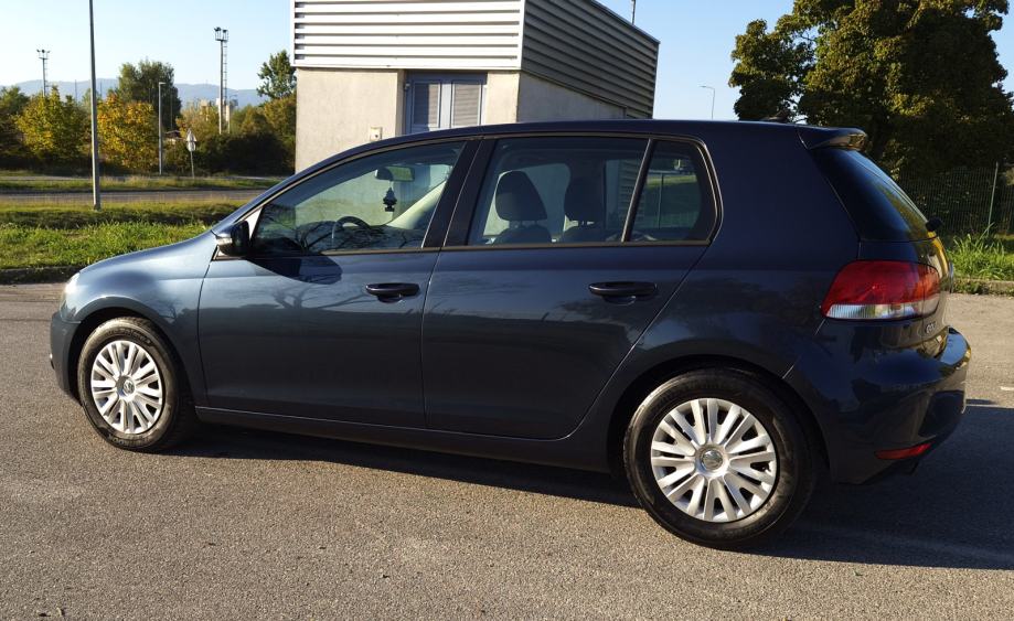 VW Golf 6 1,6 TDI****188000km***NAVIGACIJA****PARK SENZORI***ODLIČAN**, fotografija 5