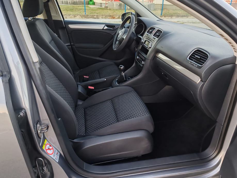 VW Golf 6 1,6 TDI,2010 G, 177000 KM, KARTICE DO 36 RATA, fotografija 9