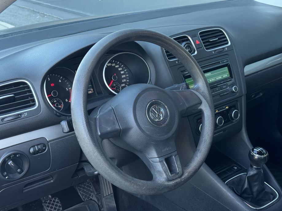 VW Golf 6 1,6 TDI 2011 - REG 7/2027•Novo kvačilo•Alu 16”•Klima•Klima, fotografija 8
