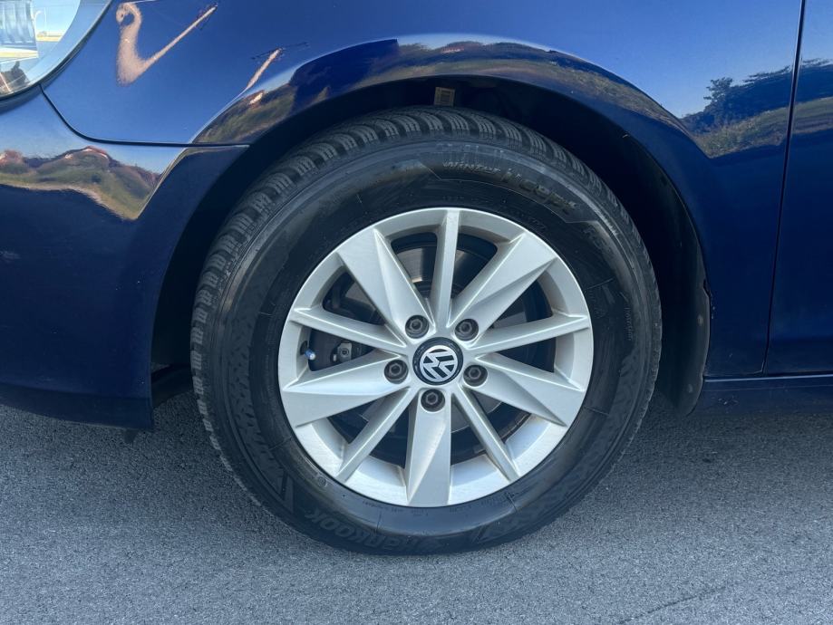 VW Golf 6 1,6 TDI 2011 - REG 7/2027•Novo kvačilo•Alu 16”•Klima•Klima, fotografija 7