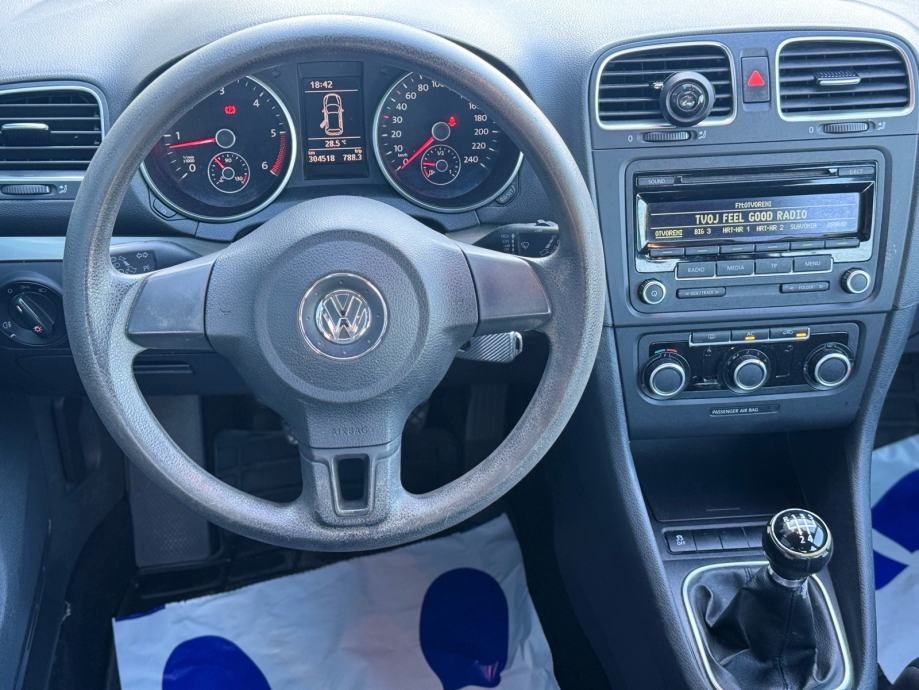 VW Golf 6 1,6 TDI 2011 - REG 7/2027•Novo kvačilo•Alu 16”•Klima•Klima, fotografija 15