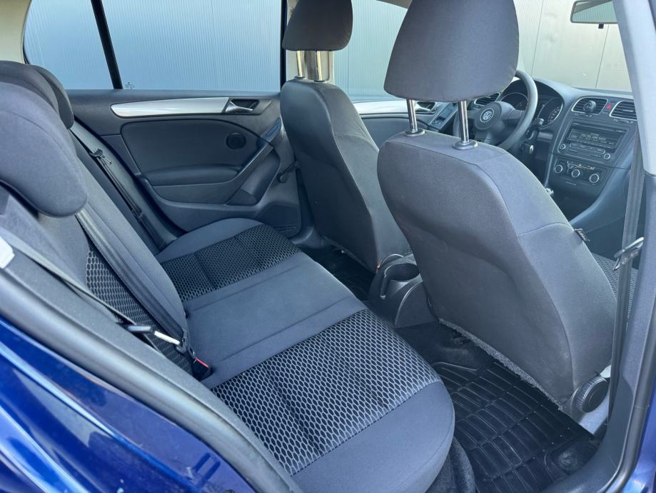 VW Golf 6 1,6 TDI 2011 - REG 7/2027•Novo kvačilo•Alu 16”•Klima•Klima, fotografija 13