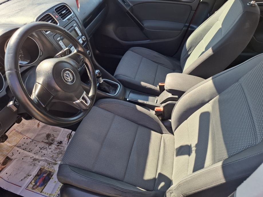 VW Golf 6 1,6 TDI 77kw, fotografija 15