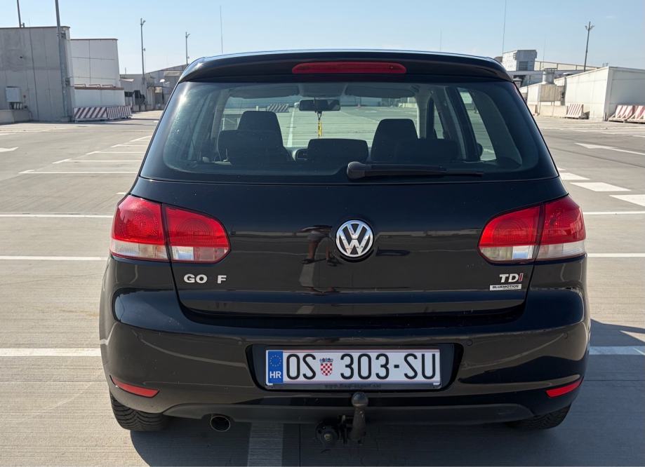 VW GOLF 6 1.6 TDI COMFORTLINE *REGISTRIRAN GODINU DANA *ISPIS KM *, fotografija 6
