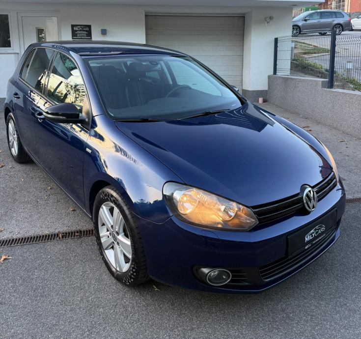 VW Golf 6 1,6 TDI MATCH *JAMSTVO 12 MJESECI*, fotografija 3