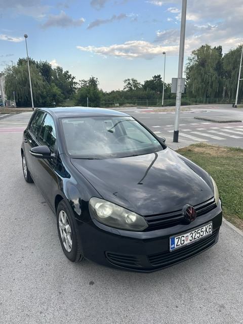 VW Golf 6 1,6 TDI Rabbit , uredno održavan, nove gume, fotografija 5