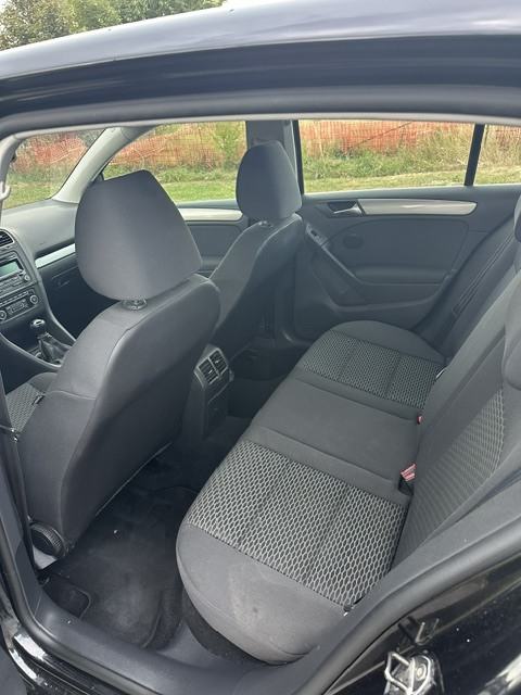 VW Golf 6 1,6 TDI Rabbit , uredno održavan, nove gume, fotografija 7