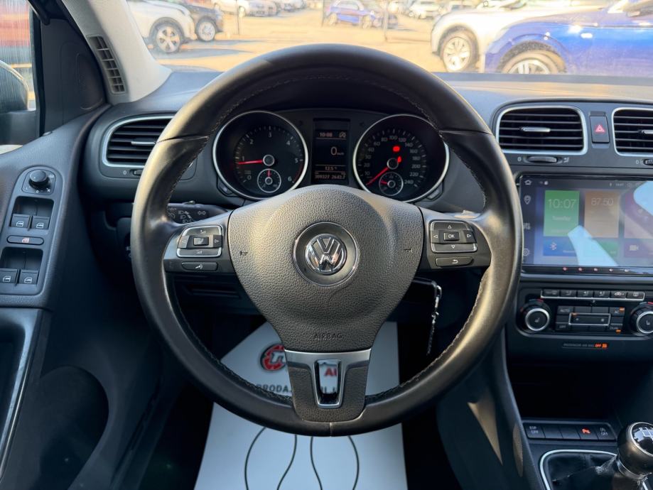 VW Golf 6 1,6 TDI REG:01/2027 - KOŽA - PARK. SENZORI - AUTOKREDIT, fotografija 14