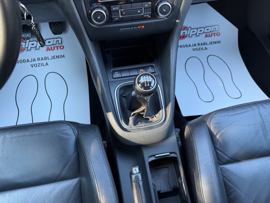 VW Golf 6 1,6 TDI REG:01/2027 - KOŽA - PARK. SENZORI - AUTOKREDIT, fotografija 16