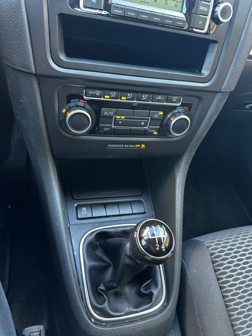 VW Golf 6 1,6 TDI*Reg. God dana 09/2027*147 TKM*Klima*Super stanje*, fotografija 17