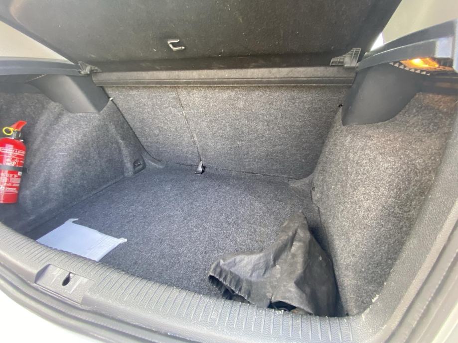 VW Golf 6 1,6 TDI, fotografija 6