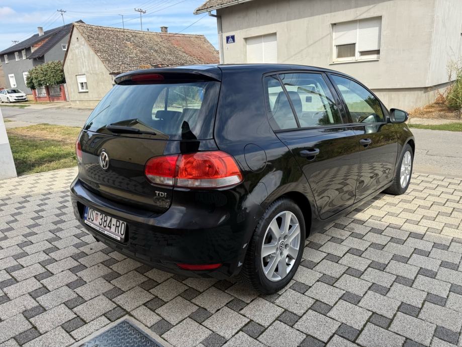 VW Golf 6 2,0 TDI ** REGISTRIRAN GODINU DANA**, fotografija 5