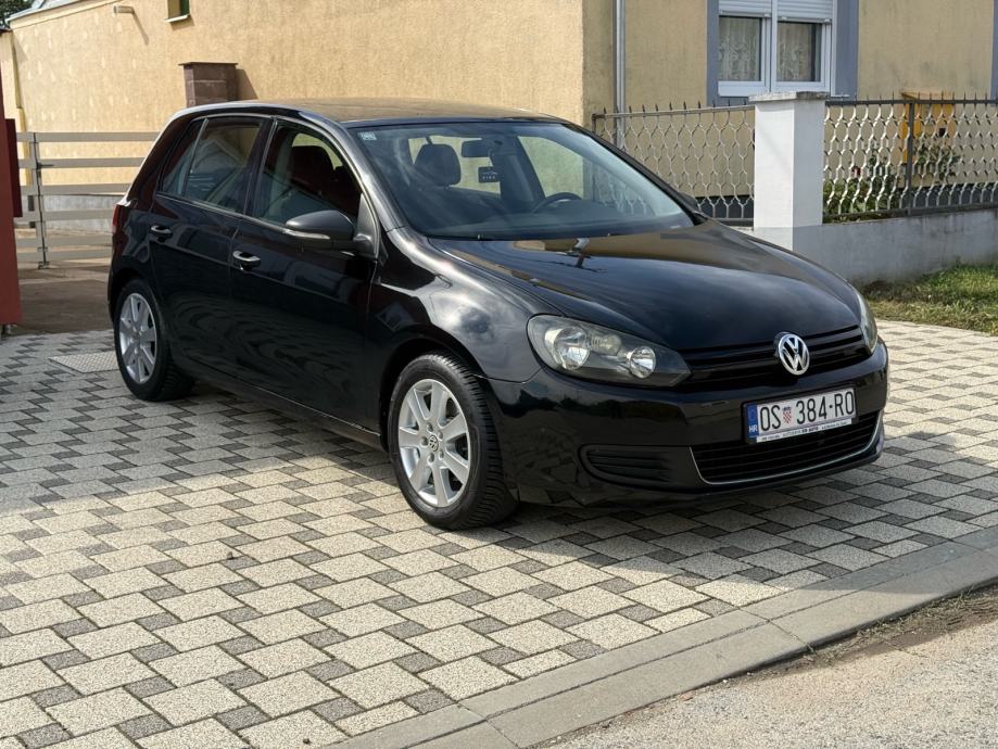 VW Golf 6 2,0 TDI ** REGISTRIRAN GODINU DANA**, fotografija 3