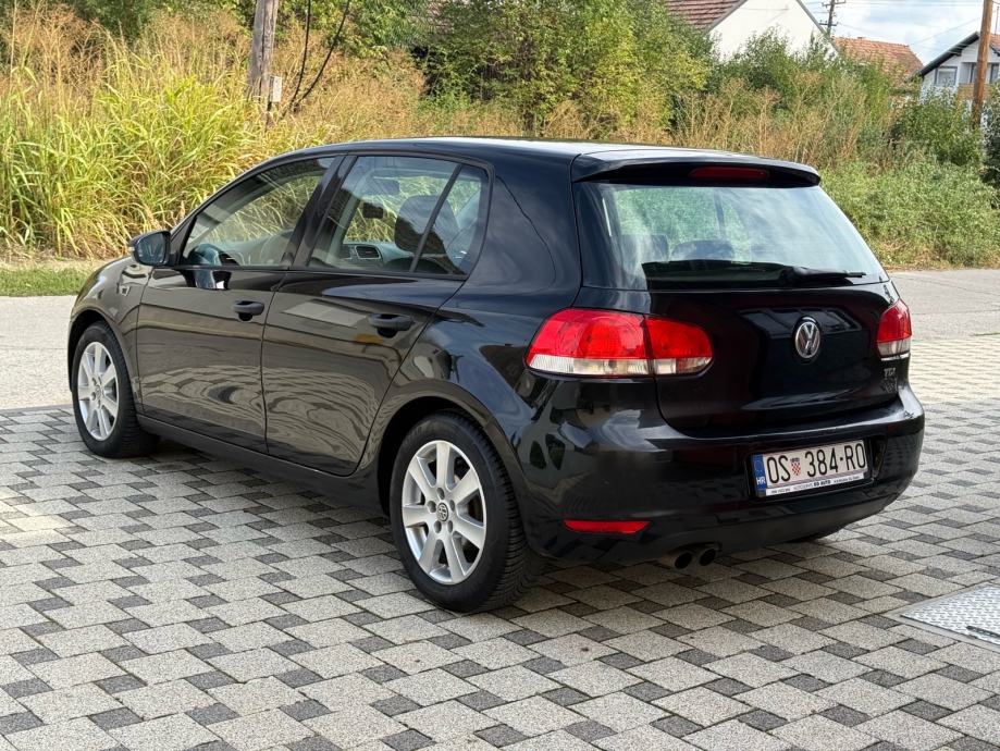 VW Golf 6 2,0 TDI ** REGISTRIRAN GODINU DANA**, fotografija 7