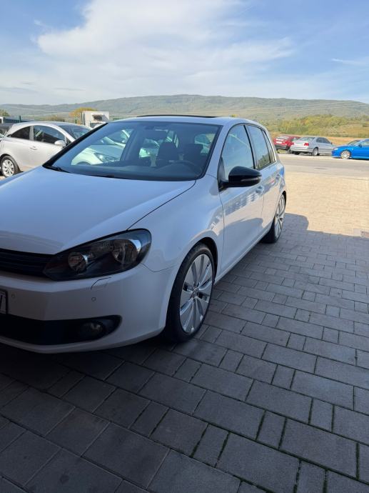 VW Golf 6 2,0 TDI STYLE REGISTRIRAN, fotografija 2