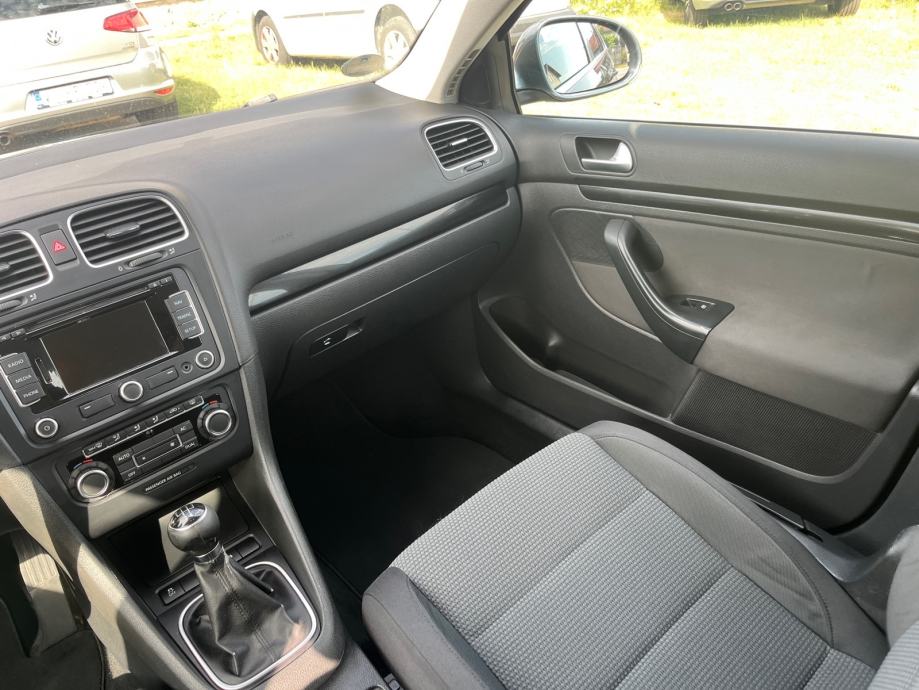 VW Golf 6 Variant 1,6 TDI 2010 reg 27/07/2027 (prodaja i zamjena), fotografija 13