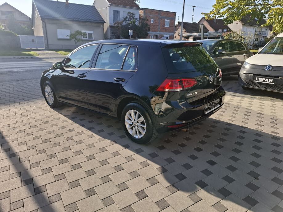 VW Golf 7 1 6 TDI 2015god GR.SJEDALA PDC JAMSTVO SERVISNA NA IME, fotografija 6