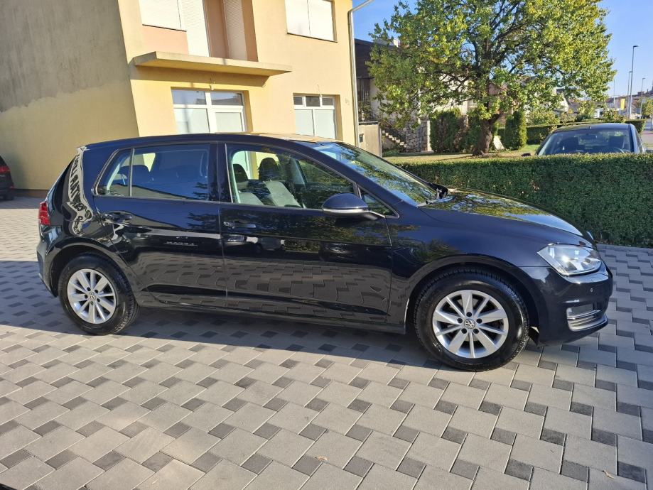 VW Golf 7 1 6 TDI 2015god GR.SJEDALA PDC JAMSTVO SERVISNA NA IME, fotografija 4