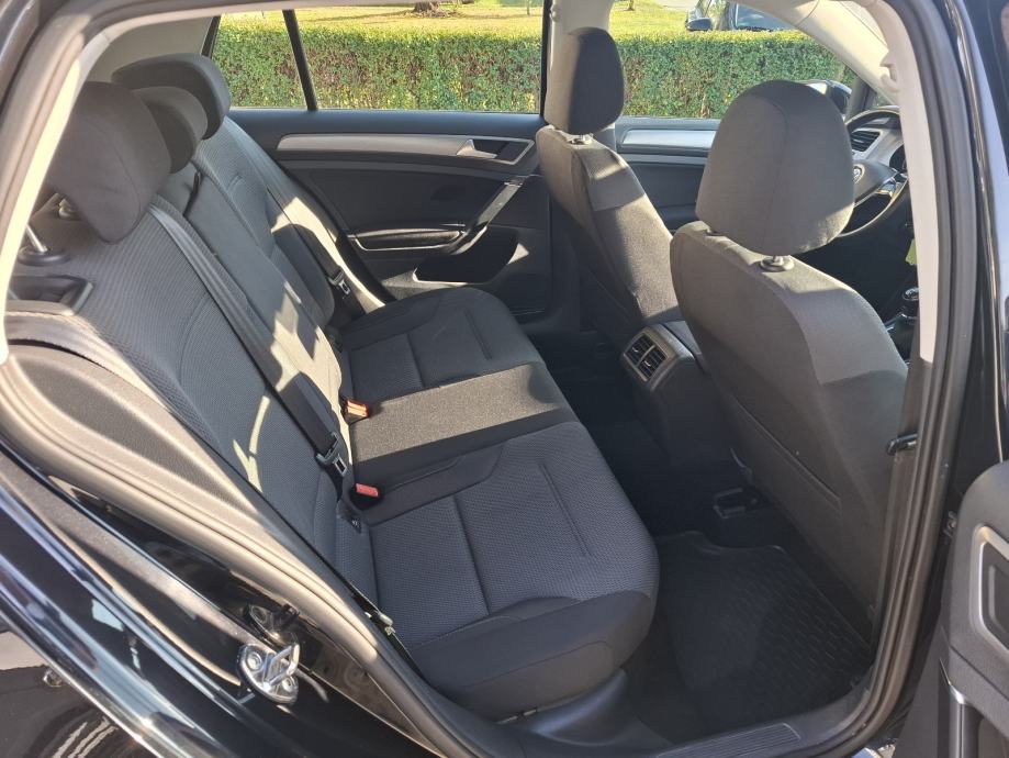 VW Golf 7 1 6 TDI 2015god GR.SJEDALA PDC JAMSTVO SERVISNA NA IME, fotografija 12
