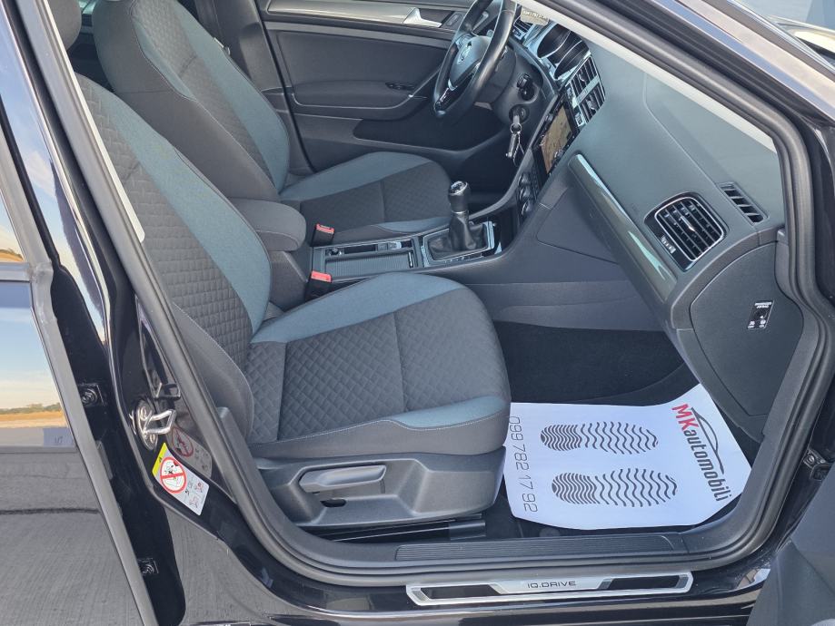 VW Golf 7 1,0 TSI IQ DRIVE 85KW ALU,NAVI,KAMERA, fotografija 13
