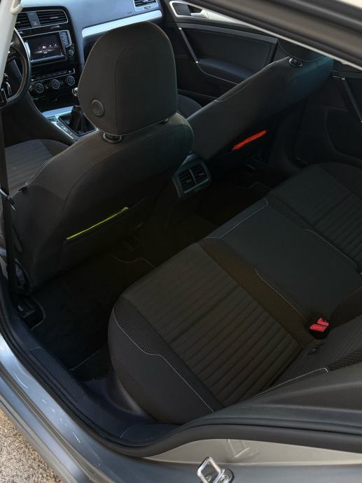 VW Golf 7 1.4 TSI 150 KS CUP | NAVI | P. ASSIST | GRIJANJE SJEDALA |, fotografija 19