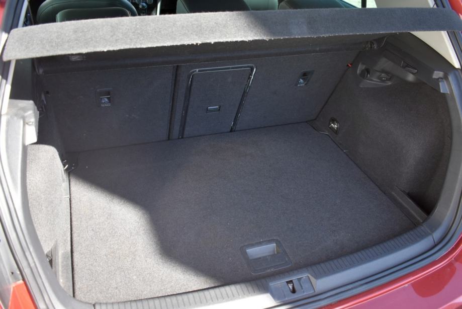 VW Golf 7 1.4 TSI *DE* JAMSTVO, VRHUNSKA OPREMA, MALO KM, fotografija 9