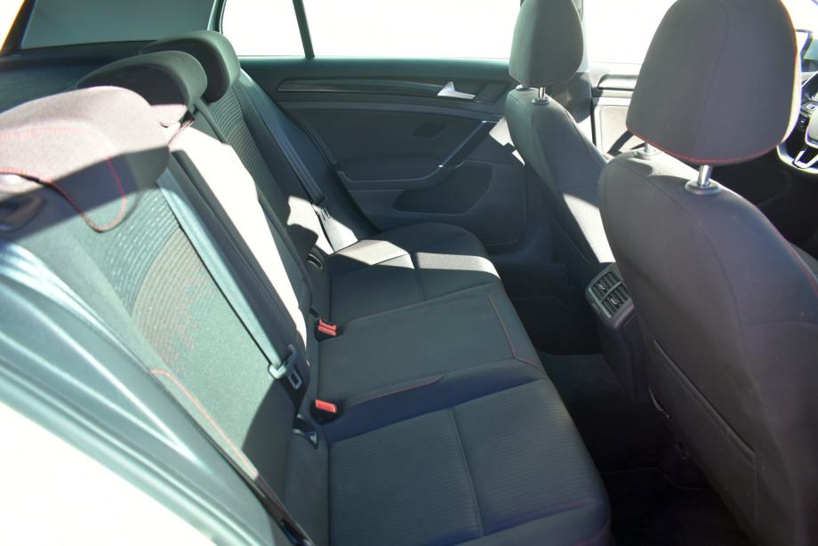 VW Golf 7 1.4 TSI SOUND *DE* JAMSTVO, ALU. NAPLATCI, GRIJANJE SJEDALA, fotografija 6