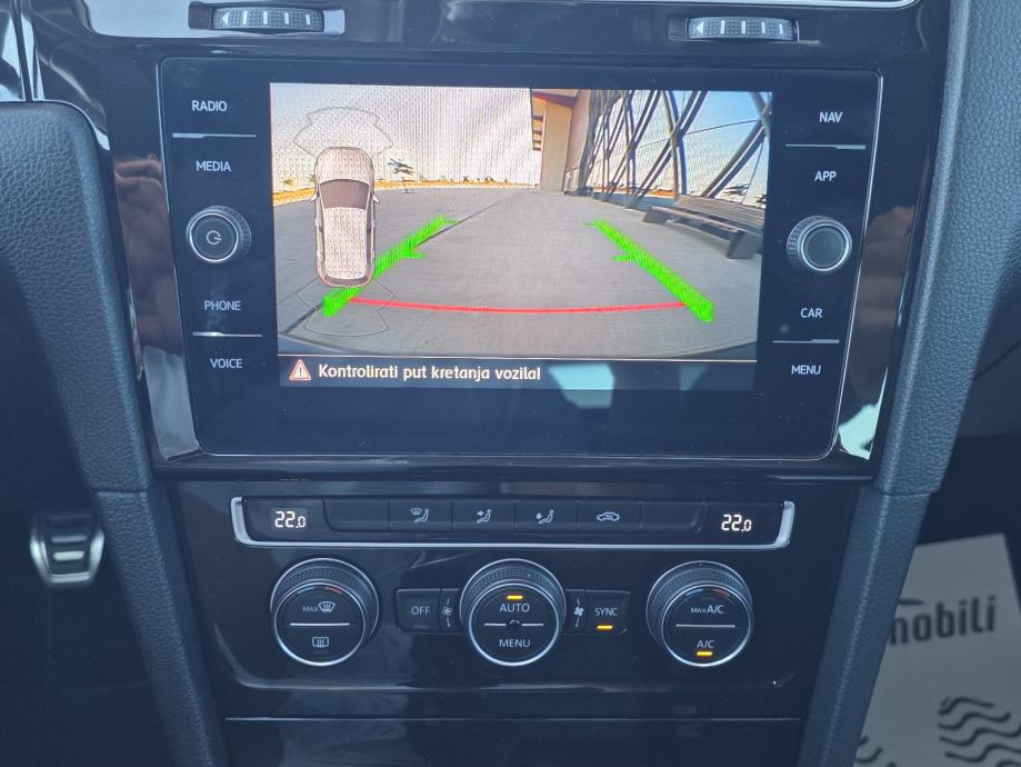 VW Golf 7 1,5 TSI IQ DRIVE 96KW ALU,NAVI,KAMERA,VOZILO U DOLASKU, fotografija 14
