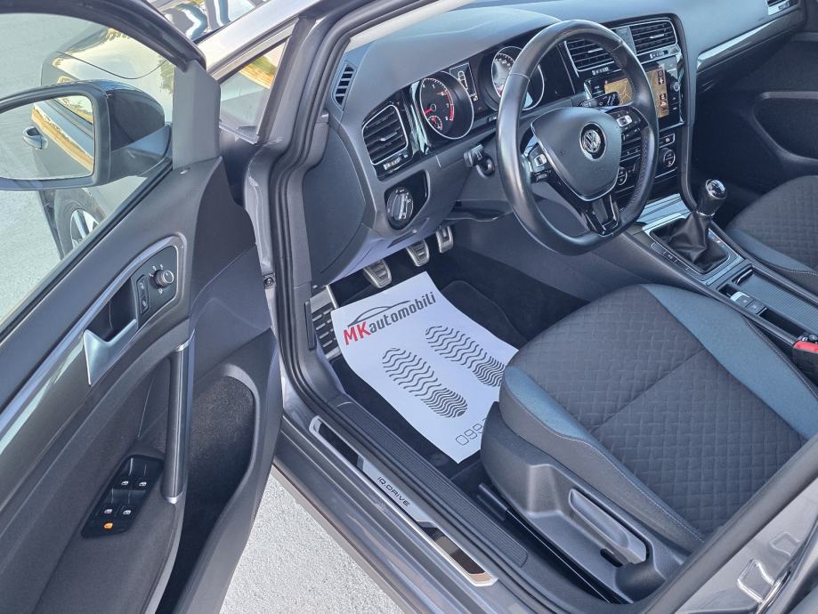 VW Golf 7 1,5 TSI IQ DRIVE 96KW ALU,NAVI,KAMERA,VOZILO U DOLASKU, fotografija 15