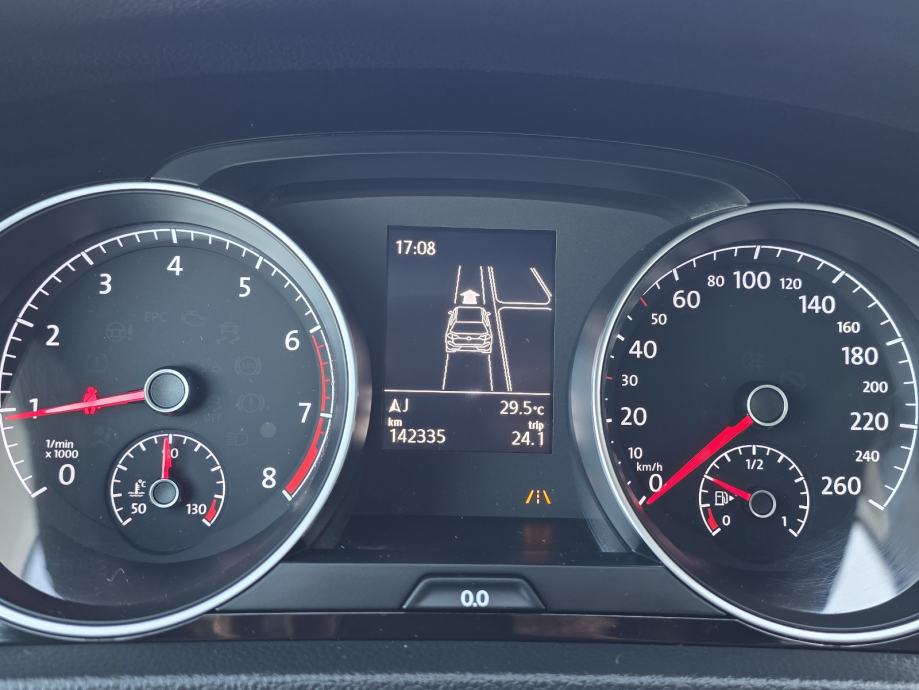 VW Golf 7 1,5 TSI IQ DRIVE 96KW ALU,NAVI,KAMERA,VOZILO U DOLASKU, fotografija 18