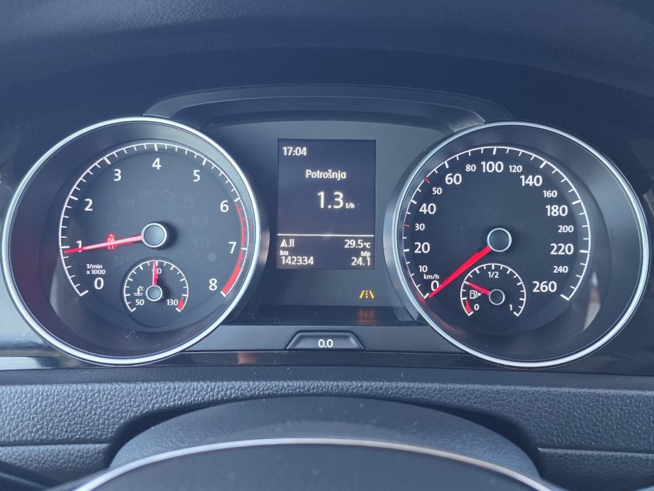 VW Golf 7 1,5 TSI IQ DRIVE 96KW ALU,NAVI,KAMERA,VOZILO U DOLASKU, fotografija 20